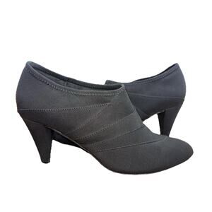 IMPO Stretch Booties Womens Sz 8 Black Almond Toe Heels